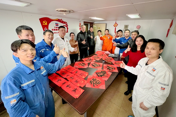 明州76送福合照。黃崇武 攝_副本.jpg