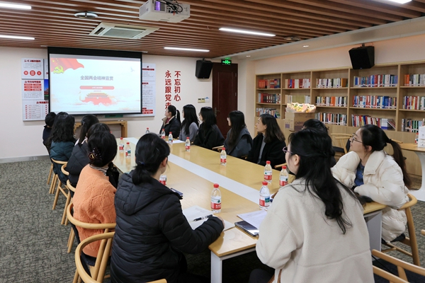 寧波海運(yùn)開(kāi)展女職工崗位建功分享會(huì)